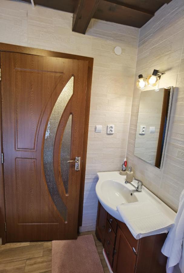 Sovarlak Sarateni ภายนอก รูปภาพ